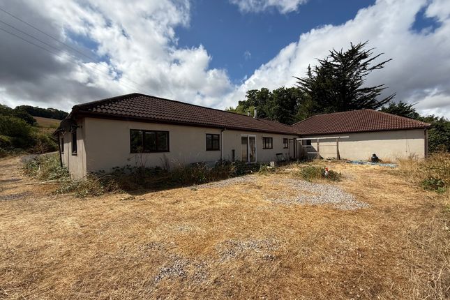2-bed bungalow on Springdale Farm, Longdown, Exeter, £295,000