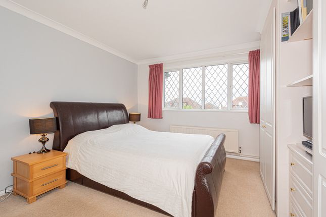 Detached house to rent in Lower Road, Great Bookham, Bookham, Leatherhead