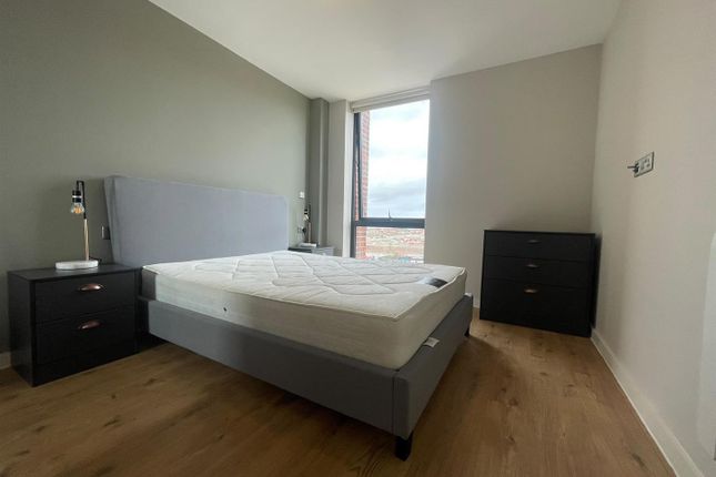 206 Quay Central, Jesse Hartley Way, Liverpool photo 2