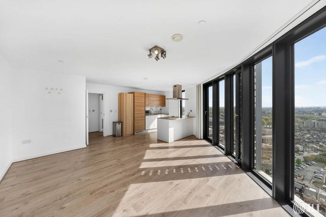 Apartment 148, Unex Tower, 7, Station Street, London photo 4