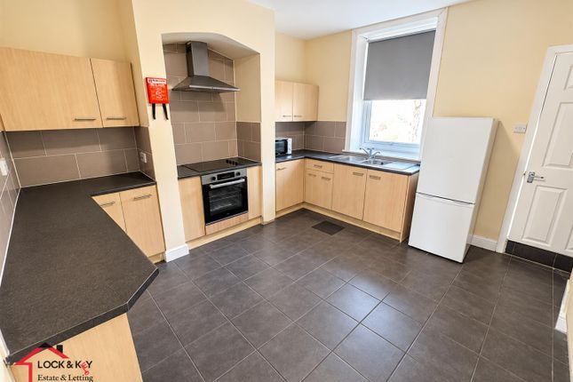133, Livesey Branch Road, Blackburn photo 4