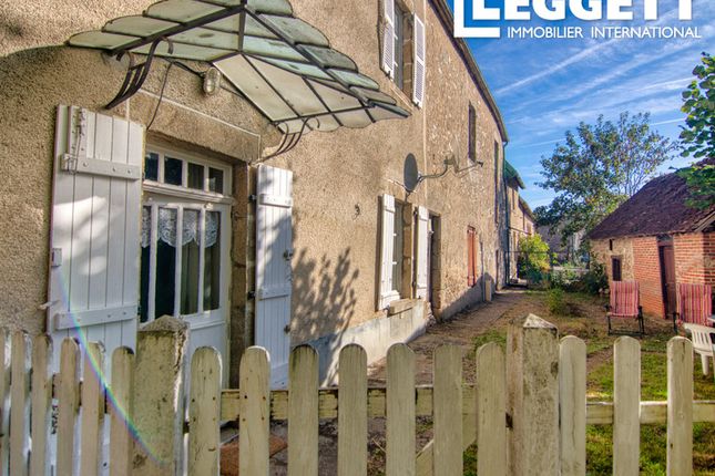 Thumbnail Villa for sale in Mailhac-Sur-Benaize, Haute-Vienne, Nouvelle-Aquitaine