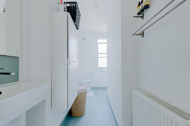 Amwell Street (32).Jpg