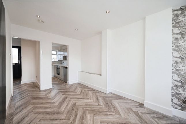 Flat 3, 24, Creek Road, Hampshire photo 2