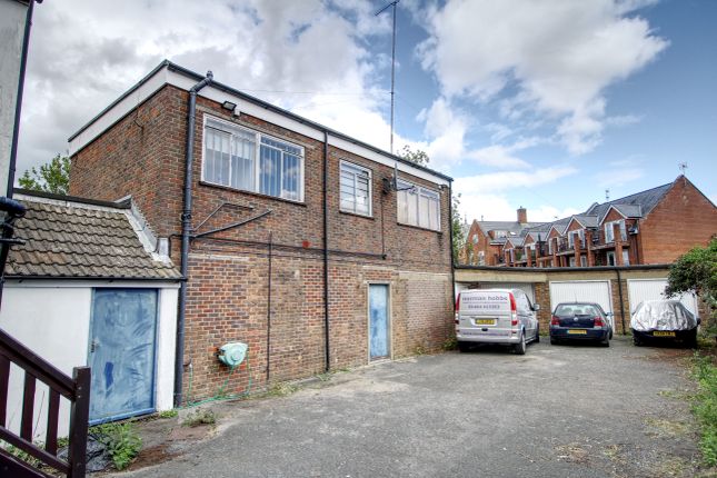 Thumbnail Industrial to let in Sussex Road, Haywards Heath