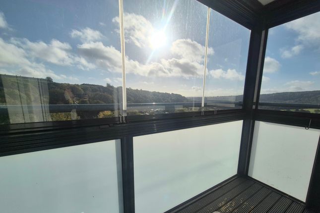 64, Halifax photo 5
