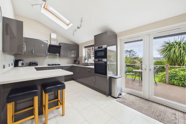 41, Oldmixon Road, Weston-Super-Mare photo 3