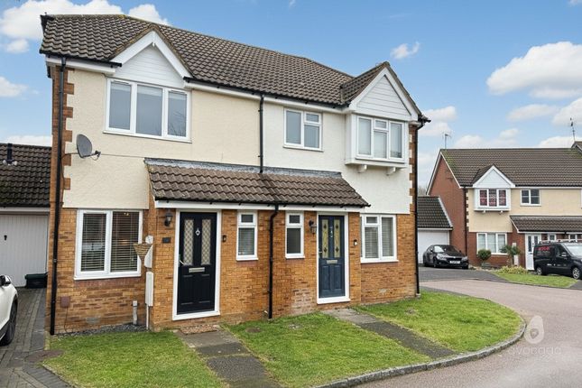 2-bed house on 24 Dunford Place, Binfield, Berkshire, £400,000