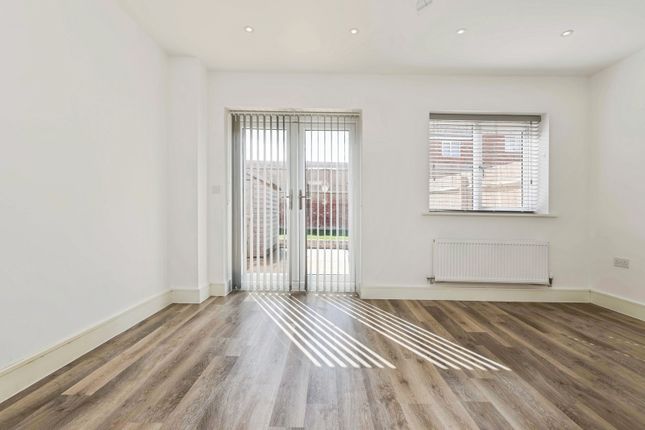 19, Dineley Road, West Midlands photo 3