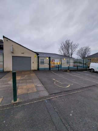 Leisure/hospitality to let in Thornton Lodge Community Centre, Brook Street, Thornton Lodge, Huddersfield, West Yorkshire