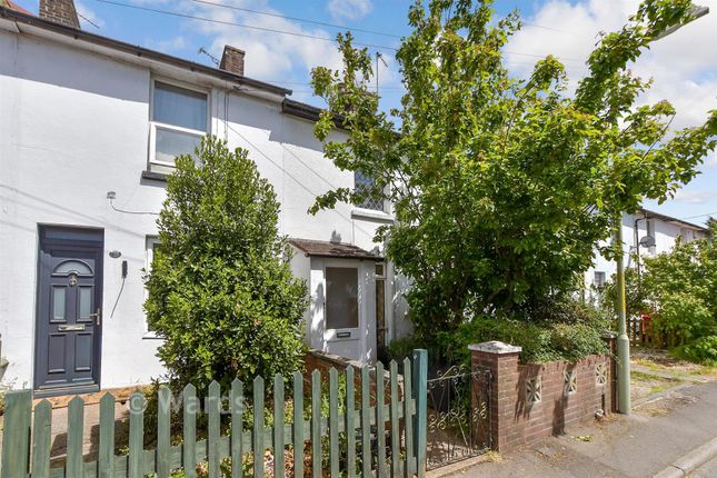 2-bed terraced on 16, Whitfeld Road, Ashford, £160,000