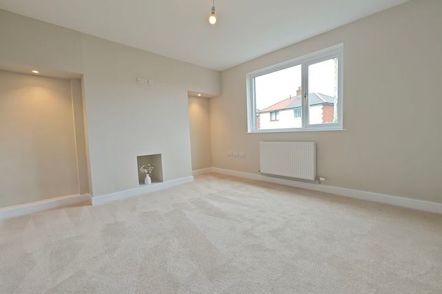 35, Marina Crescent, Carlisle photo 3