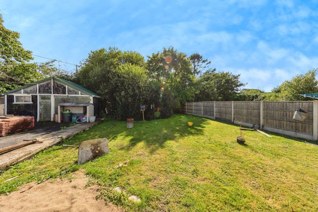 8A,, Gwscwm Road, Carmarthenshire photo 3