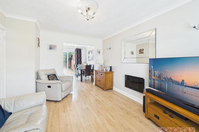 12 Queensway, Wrexham photo 3