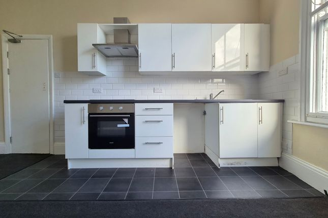Flat 1, 1A Falsgrave Road, Scarborough photo 2
