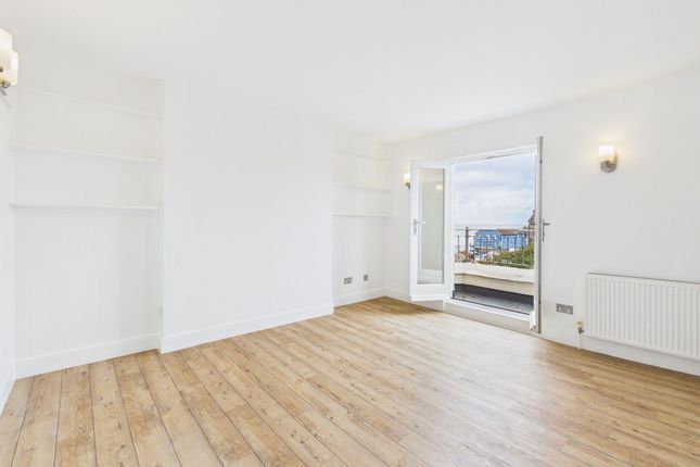 Flat 3, 9 Cabbell Road, NR27 photo 4