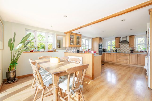 Hunters Moon, Heathfield Road, Mayfield photo 2