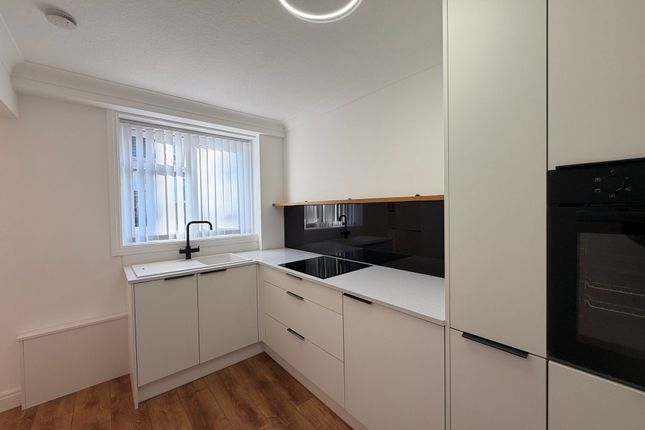 48 Langwood Court, Birmingham photo 5
