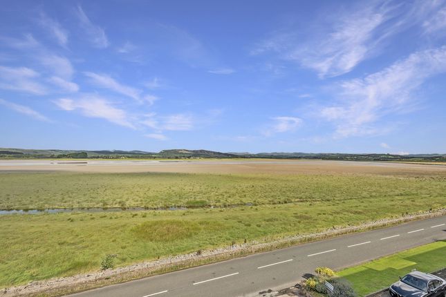 13, Herons Quay, Sandside photo 4