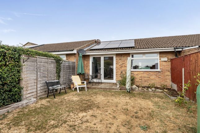 100 Gainsborough Drive, Chichester photo 3