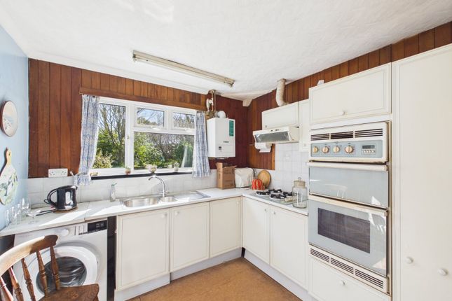 71, Lye Green Road, Buckinghamshire photo 4