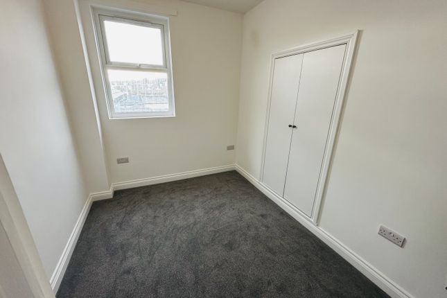 Flat to rent in 7-8 Somerset Place, Teignmouth, Devon