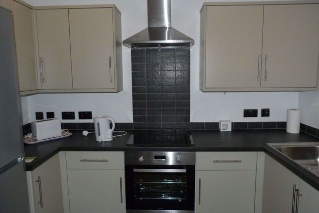 Thumbnail Flat to rent in St Mary Street, Cardiff, ( 3 Beds )