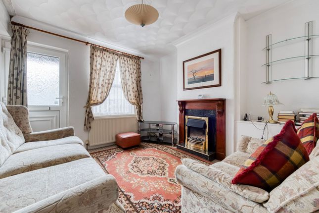 69 Kirkley Run, Lowestoft photo 2