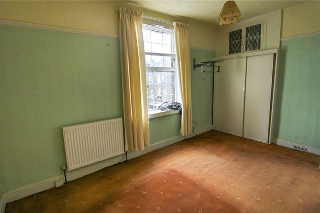 2, Cross River Street, West Yorkshire photo 4