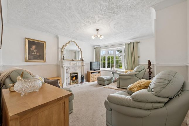 12, Ashfield Grove, Bolton photo 4