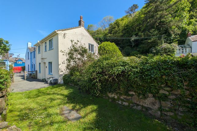Thumbnail Cottage for sale in 24 Glyn-Y-Mel Road, Lower Town, Fishguard