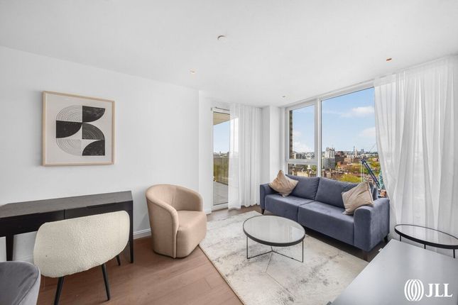 Flat for sale in Gasholder Place, London