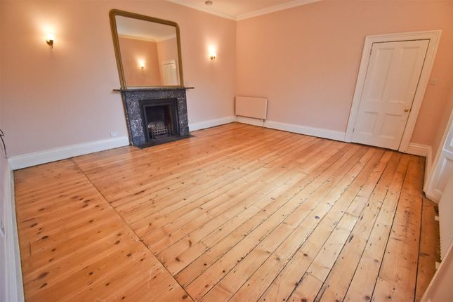 Reception Room 1.Jpg