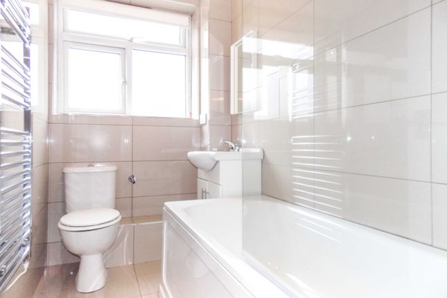 Flat for sale in Chichester Court, Whitchurch Lane, Edgware
