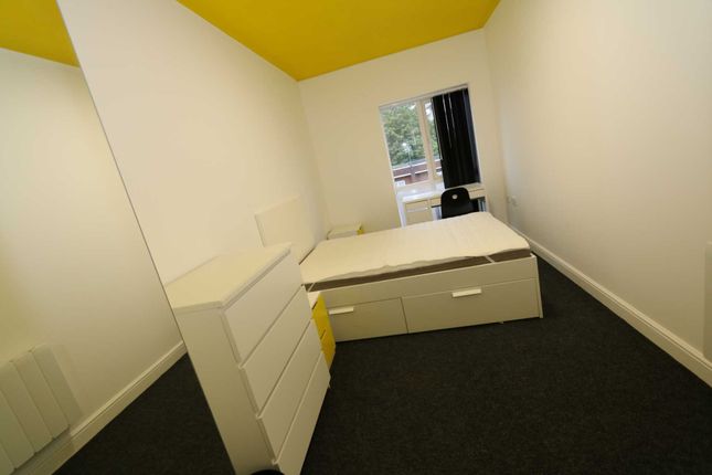 Thumbnail Shared accommodation to rent in St. Thomas Court, Butts, Coventry