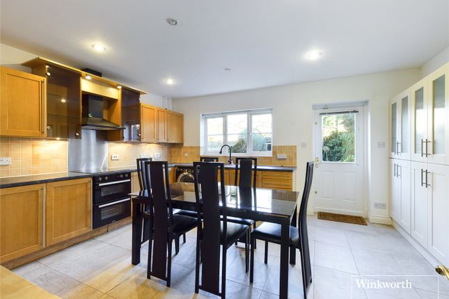 12, Cintra Close, Berkshire photo 3