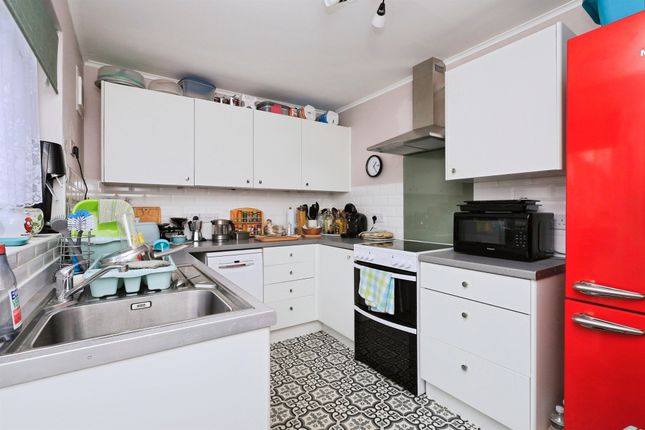 28, Old Orchard Place, Hailsham photo 3