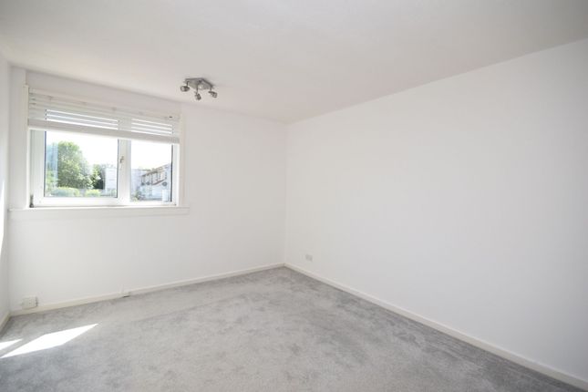 158 Keith Drive, Glenrothes photo 4