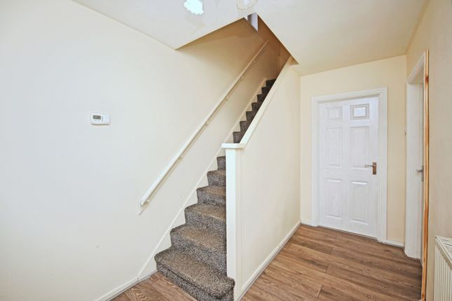 46, Hangleton Drive, West Midlands photo 4