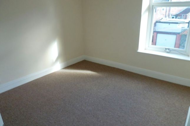 14 Kirkstone Road, Sheffield photo 5