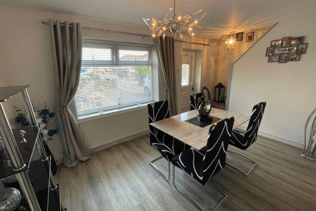 7 Russet Close, Port Talbot photo 3