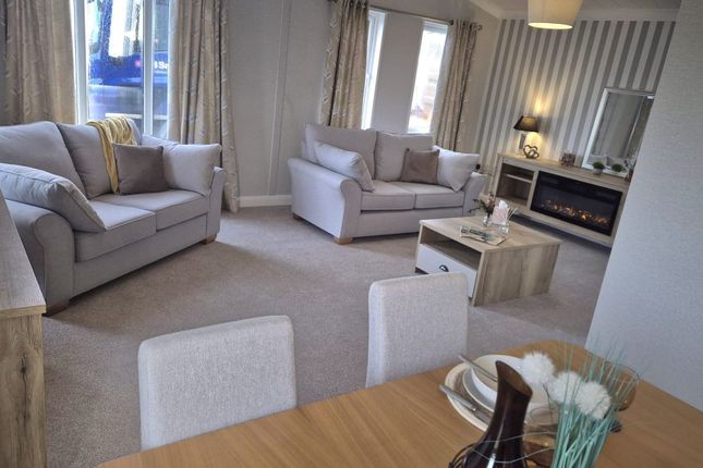 2-bed caravan on The Otterham Residential Park, Otterham Quay Lane, Rainham, £234,995