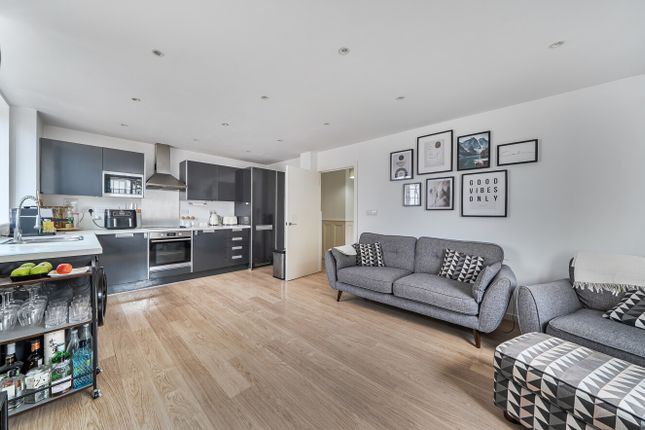 Flat 2, Grove Mill,, London Road, Mitcham photo 4