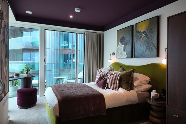 Apt 2, Minotaur House, London photo 2