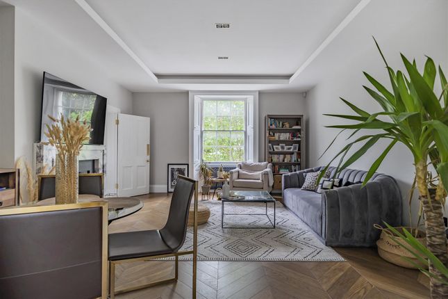 Flat 2, 45 Hamilton Terrace, London photo 3