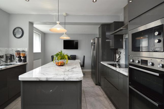 Kitchen / Diner / Family Room