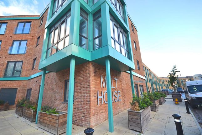 1-bed flat on Eldridge Street, Dorchester, £200,000