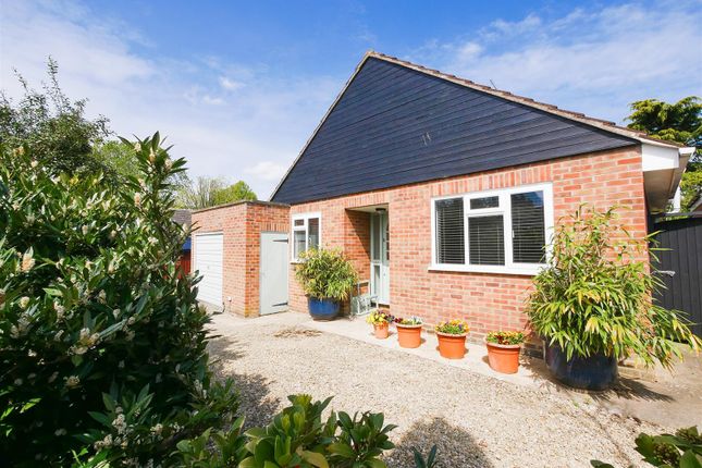 Thumbnail Detached bungalow for sale in Greenmere, Brightwell-Cum-Sotwell, Wallingford