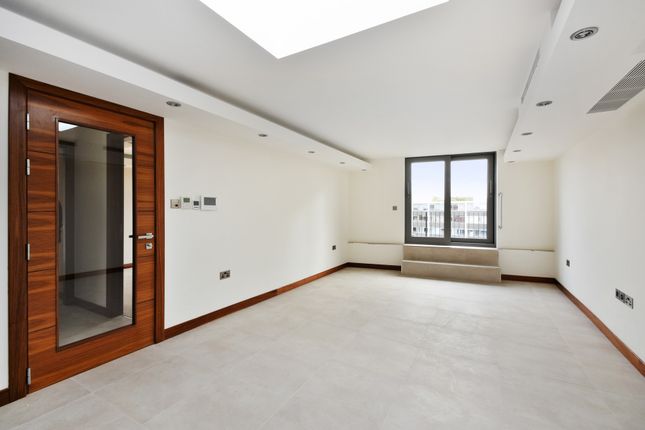 2-bed flat on Flat 5  355 Station Road, Harrow, £549,500
