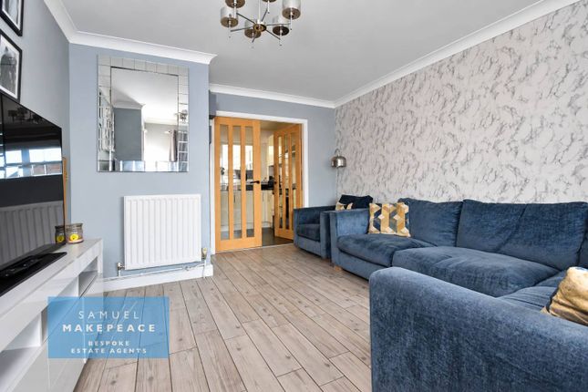 9 Brixham Close, Stoke-on-Trent photo 4